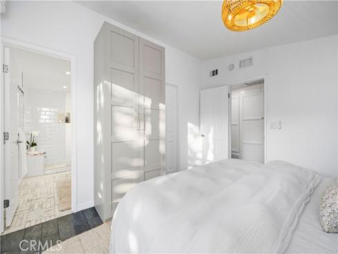 2229  Anaheim  , Costa Mesa, CA