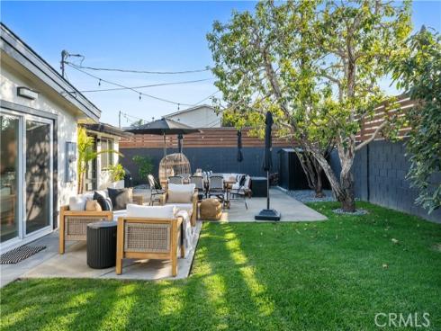 2229  Anaheim  , Costa Mesa, CA