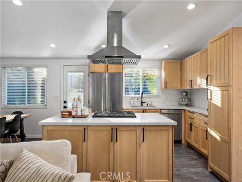 2229  Anaheim  , Costa Mesa, CA