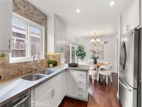 1113  Valley   Circle, Costa Mesa, CA