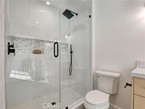 2046  Calvert  , Costa Mesa, CA