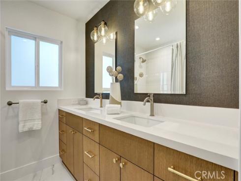 2046  Calvert  , Costa Mesa, CA