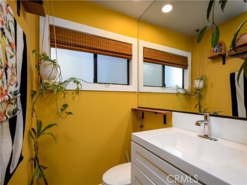 686  Governor St  , Costa Mesa, CA