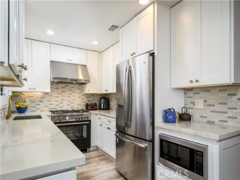 686  Governor St  , Costa Mesa, CA