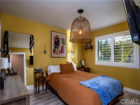 686  Governor St  , Costa Mesa, CA