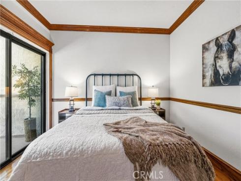 2074  Meadow View   Lane, Costa Mesa, CA