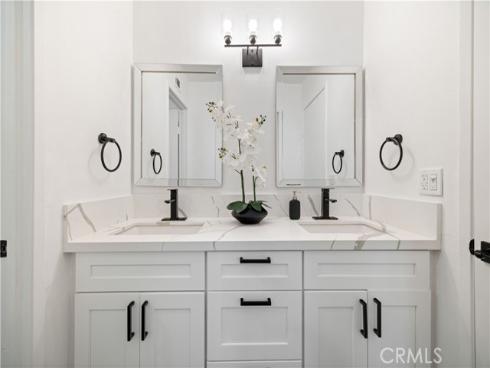 2231  Pacific  A1 , Costa Mesa, CA