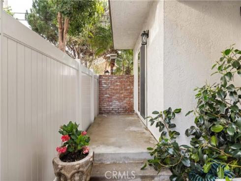 2231  Pacific  A1 , Costa Mesa, CA