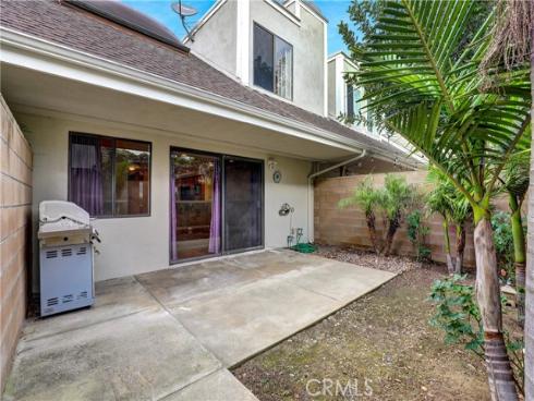 2554 Elden B102 Avenue, Costa Mesa, CA