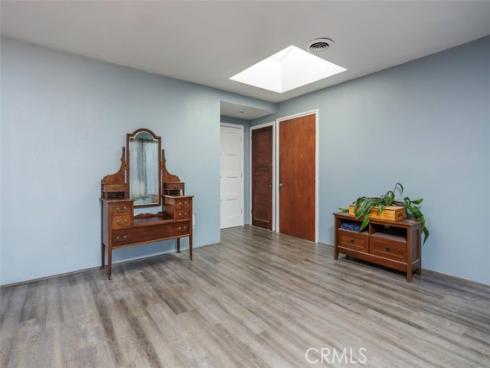 674  Senate   Street, Costa Mesa, CA