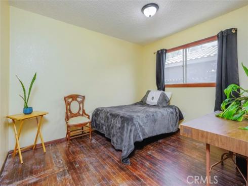 674  Senate   Street, Costa Mesa, CA