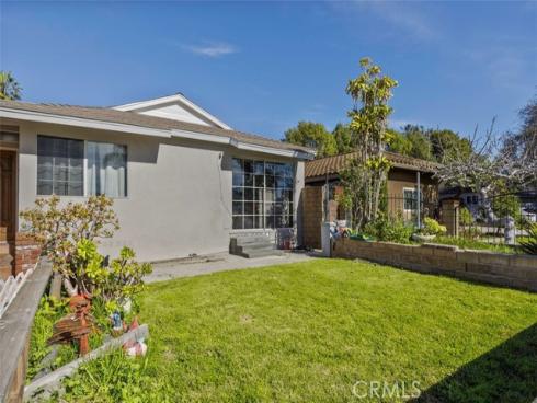 674  Senate   Street, Costa Mesa, CA