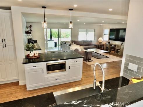 2443  Fordham  , Costa Mesa, CA