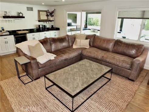 2443  Fordham  , Costa Mesa, CA