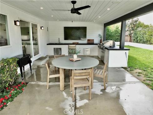 2443  Fordham  , Costa Mesa, CA