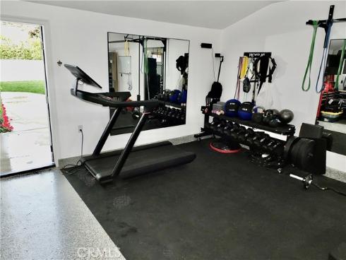 2443  Fordham  , Costa Mesa, CA