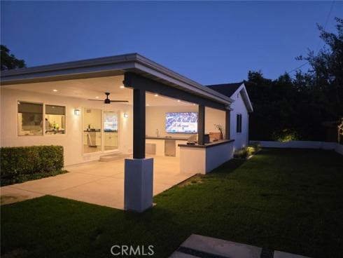 2443  Fordham  , Costa Mesa, CA