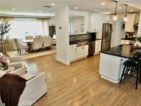 2443  Fordham  , Costa Mesa, CA