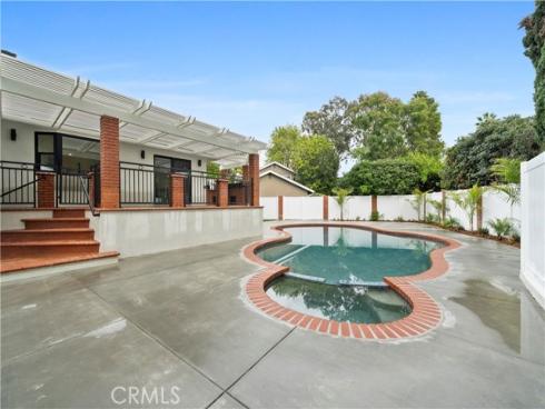 1943  Pelican Place  , Costa Mesa, CA