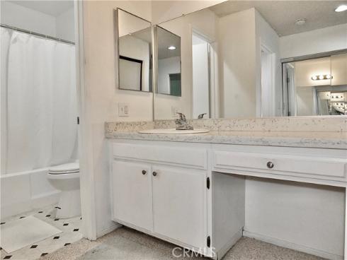 2330  Vanguard  F102 , Costa Mesa, CA