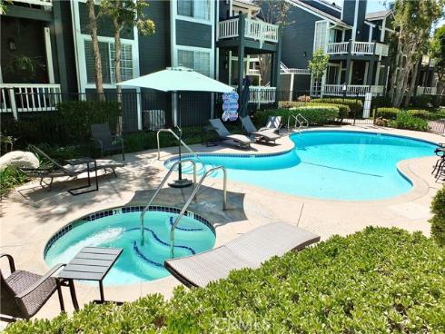 2330  Vanguard  F102 , Costa Mesa, CA