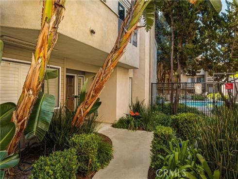 421  Bryson Springs  , Costa Mesa, CA