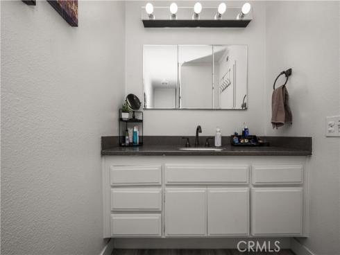 421  Bryson Springs  , Costa Mesa, CA