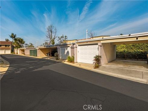 421  Bryson Springs  , Costa Mesa, CA