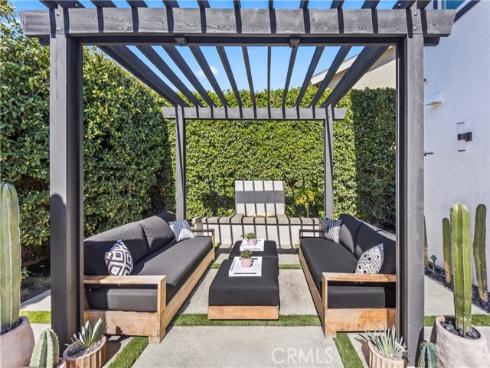 2705  Starbird   Drive, Costa Mesa, CA