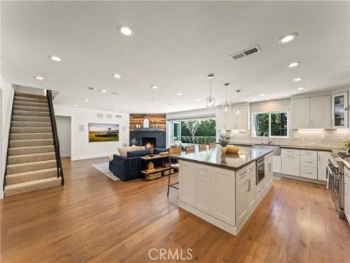 2705  Starbird   Drive, Costa Mesa, CA