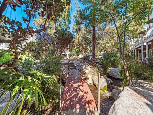781  Grayling   Bay, Costa Mesa, CA