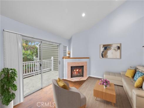 781  Grayling   Bay, Costa Mesa, CA