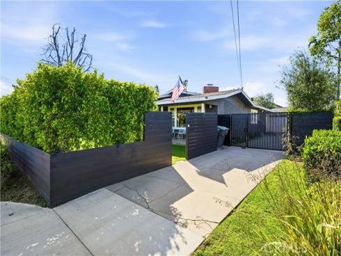 1953  Maple  , Costa Mesa, CA