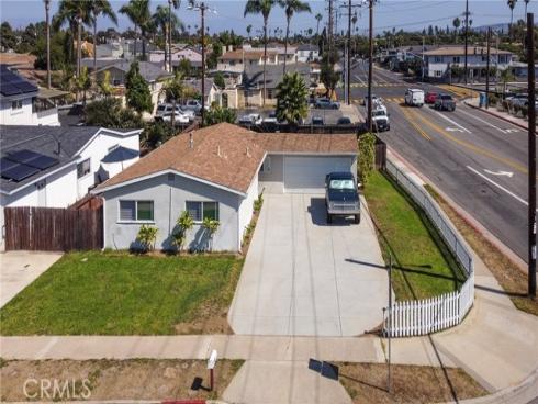 2252  Federal  , Costa Mesa, CA