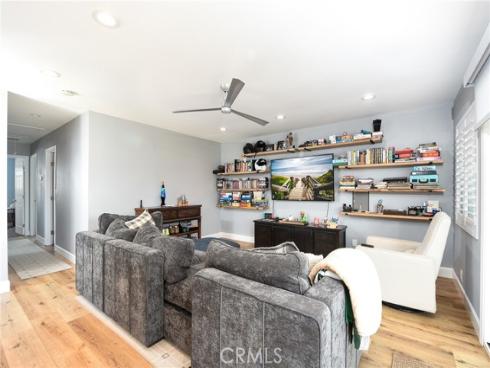 2252  Federal  , Costa Mesa, CA