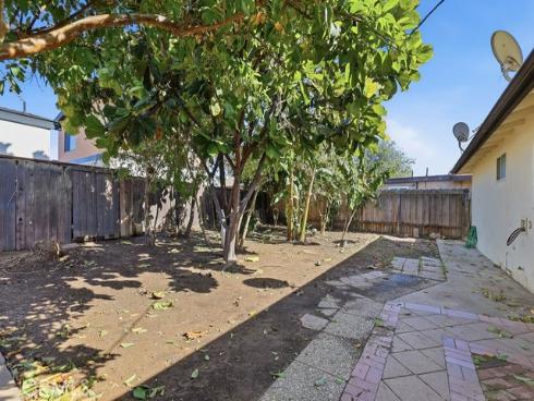 726  Weelo   Drive, Costa Mesa, CA