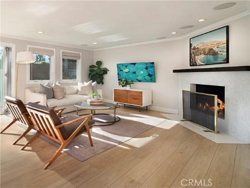 389 Mira Loma , Costa Mesa, CA