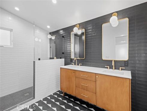 1956  Rosemary   Place, Costa Mesa, CA