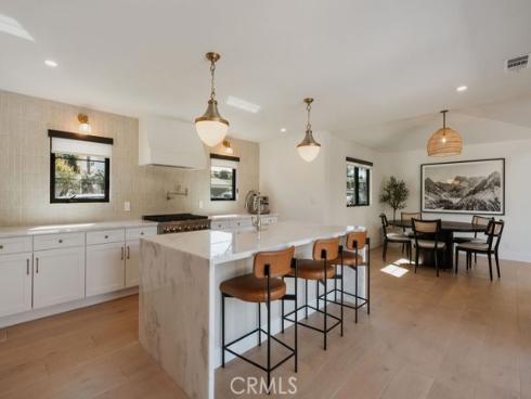 2820 Stromboli , Costa Mesa, CA