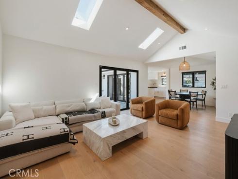 2820 Stromboli , Costa Mesa, CA