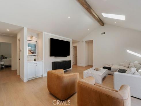 2820 Stromboli , Costa Mesa, CA