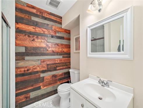 2404  Niagara  , Costa Mesa, CA