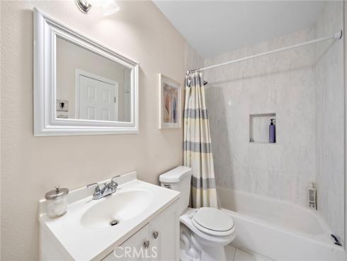 2404  Niagara  , Costa Mesa, CA