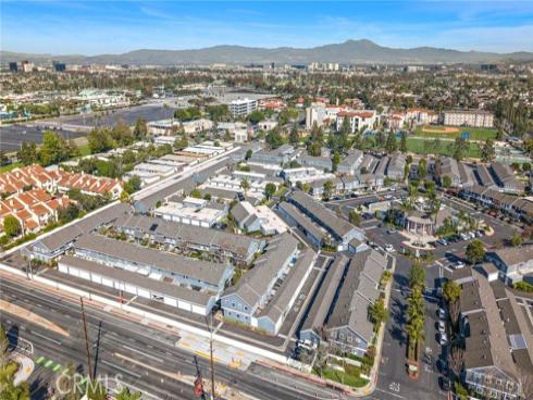 2404  Niagara  , Costa Mesa, CA