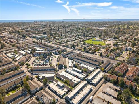 2404  Niagara  , Costa Mesa, CA
