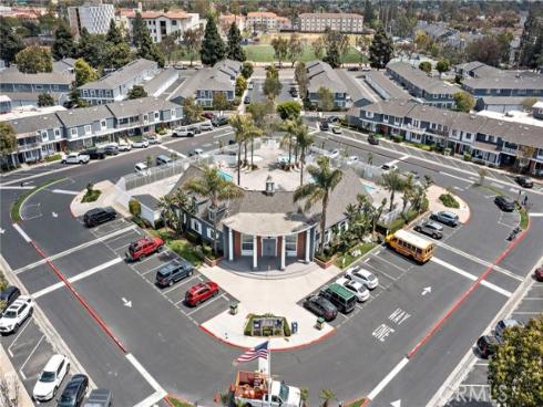 2404  Niagara  , Costa Mesa, CA