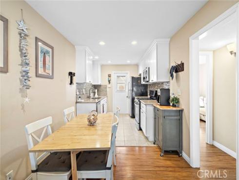 2404  Niagara  , Costa Mesa, CA