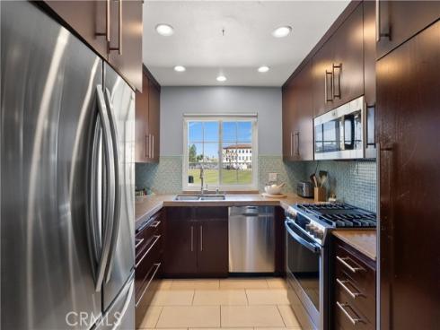 2330  Vanguard  L101  Way, Costa Mesa, CA