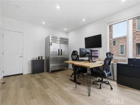 809  Brickyard   Lane, Costa Mesa, CA