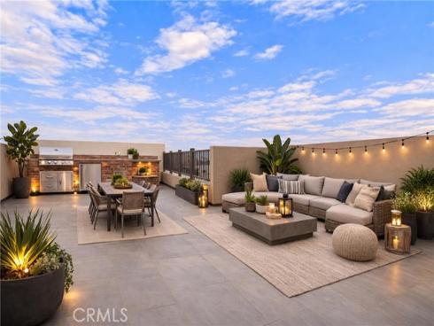 809  Brickyard   Lane, Costa Mesa, CA